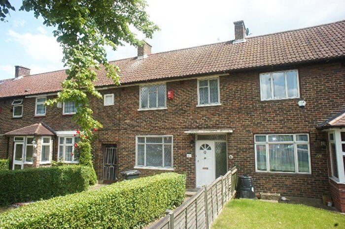 3 Bedroom Terraced House For Sale In Kent House Road, London, SE26