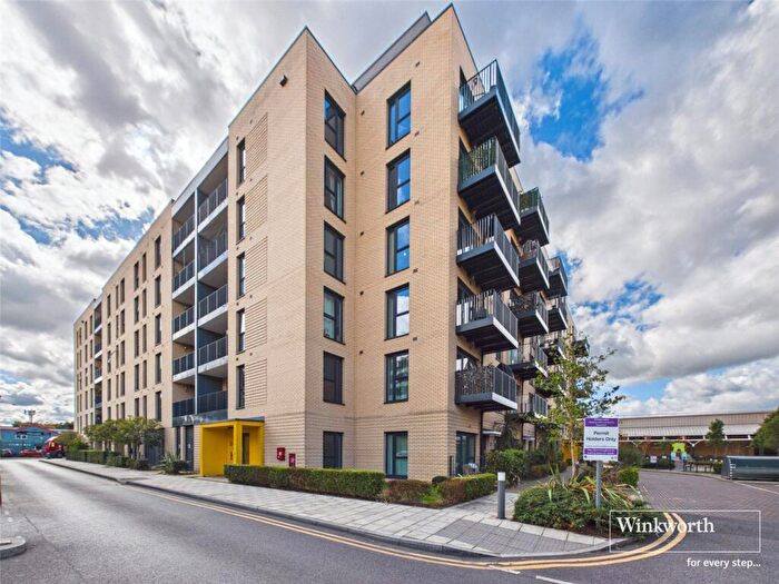1 Bedroom Apartment For Sale In Westmoreland Road, London, NW9