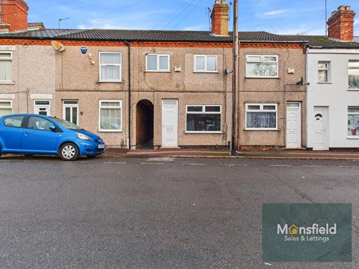 4 Bedroom Terraced House For Sale In St. Michaels Street, Sutton-in-ashfield, NG17