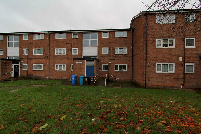 1 Bedroom Apartment To Rent In Batemoor Road, Sheffield, S8