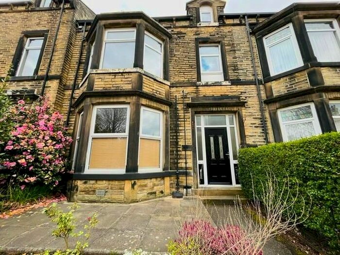 1 Bedroom Flat To Rent In Halifax, HX1