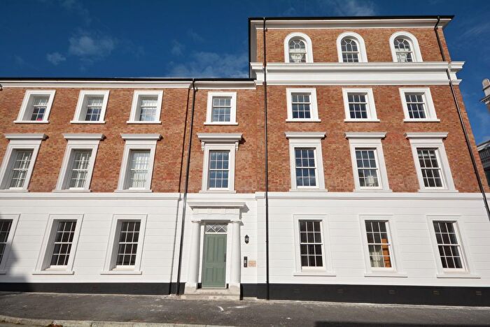 2 Bedroom Flat To Rent In Great Cranford Street, Dorchester, DT1