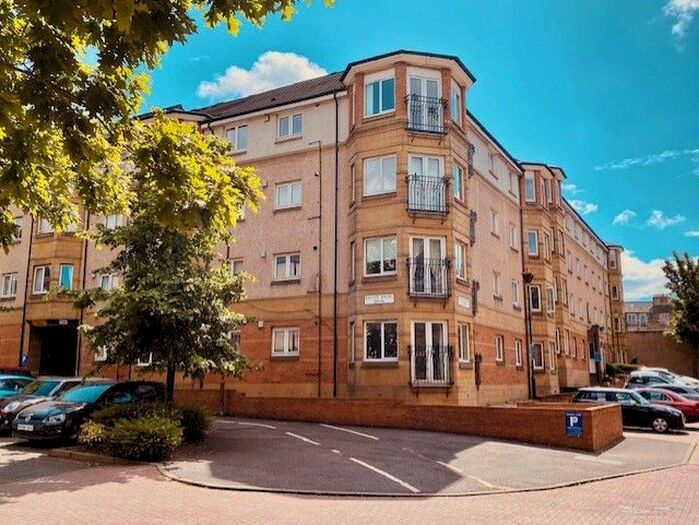 2 Bedroom Flat To Rent In Easter Dalry Drive, Edinburgh, EH11