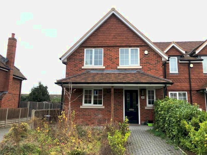 3 Bedroom Semi-Detached House To Rent In South Lane, Ash, Surrey, GU12