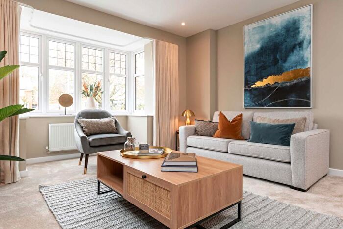 3 Bedroom Detached House For Sale In Cherry Square, Basingstoke, RG23