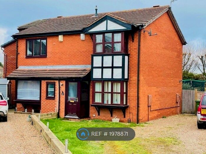 2 Bedroom Semi-Detached House To Rent In Witchford Close, Lincoln, LN6