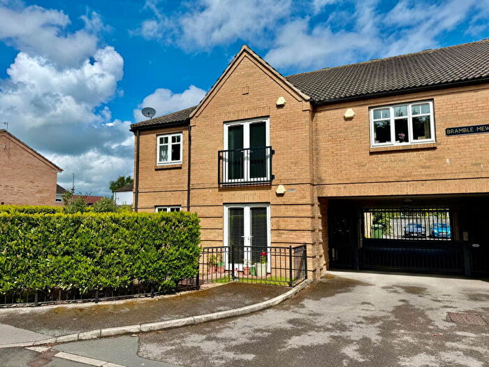 2 Bedroom Flat To Rent In Shadwell ~ Bramble Mews, LS17