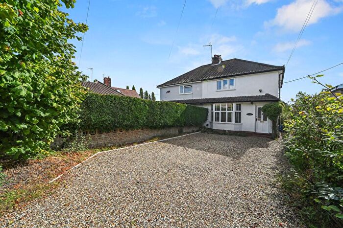 2 Bedroom Semi Detached House For Sale In School Lane, Ufford, IP13