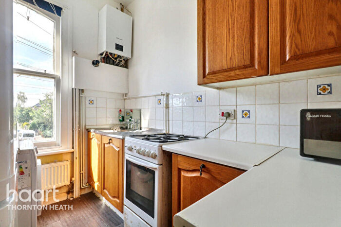 1 Bedroom Character Property For Sale In Prince Road, London, SE25