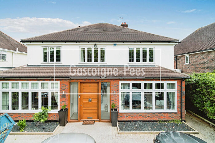 4 Bedroom House To Rent In Banstead, SM7