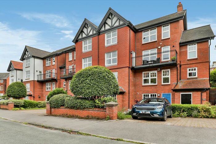 2 Bedroom Maisonette To Rent In Lonsdale Road, Scarborough, North Yorkshire, YO11