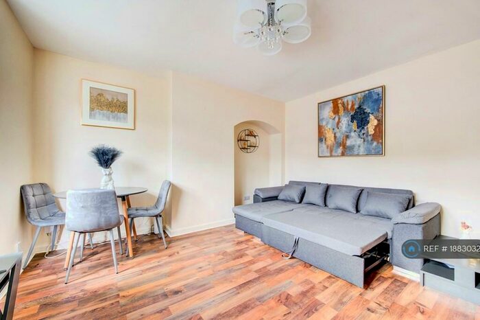 2 Bedroom Terraced House To Rent In Lodge Avenue, Dagenham, RM9