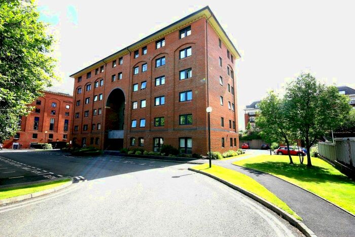 2 Bedroom Flat To Rent In Slateford Road, Slateford, Edinburgh, EH14