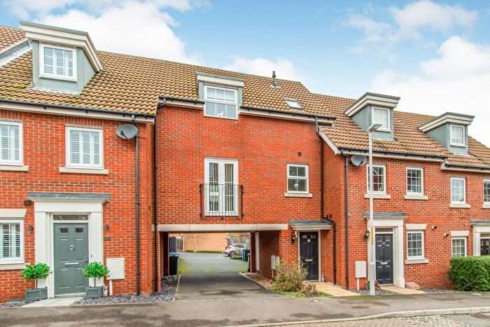 2 Bedroom Apartment To Rent In Hazel Avenue, Minster, ME12