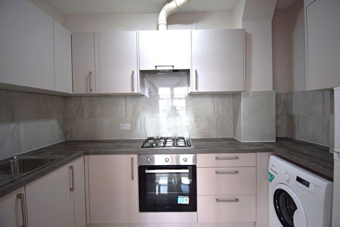 1 Bedroom Flat To Rent In Ilford, IG1