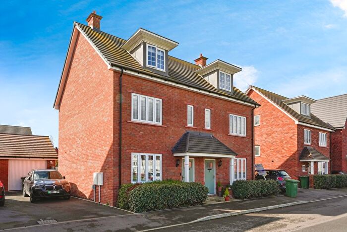 3 Bedroom Semi-Detached House For Sale In Oriel Meadows, Evesham, Worcestershire, WR11