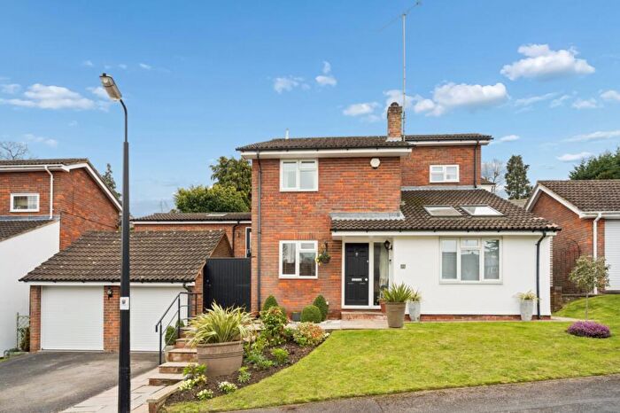 4 Bedroom Detached House For Sale In Ashlea Road, Chalfont St Peter, Buckinghamshire, SL9