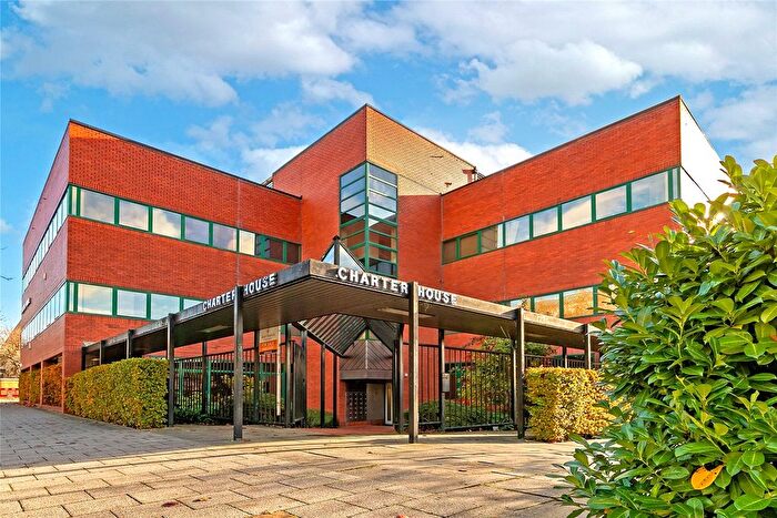 2 Bedroom Flat To Rent In Avebury Boulevard, Central Milton Keynes, Milton Keynes, Bucks, MK9