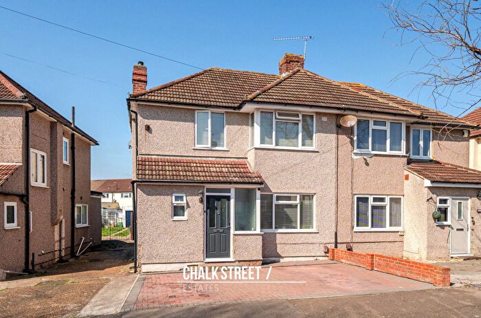 3 Bedroom Semi-detached House For Sale In Diban Avenue, Hornchurch, RM12