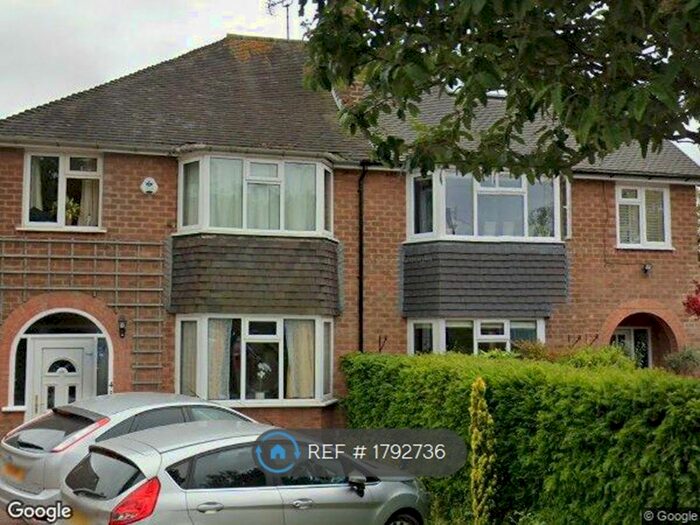 3 Bedroom Semi-Detached House To Rent In Grove Road, Solihull, B91