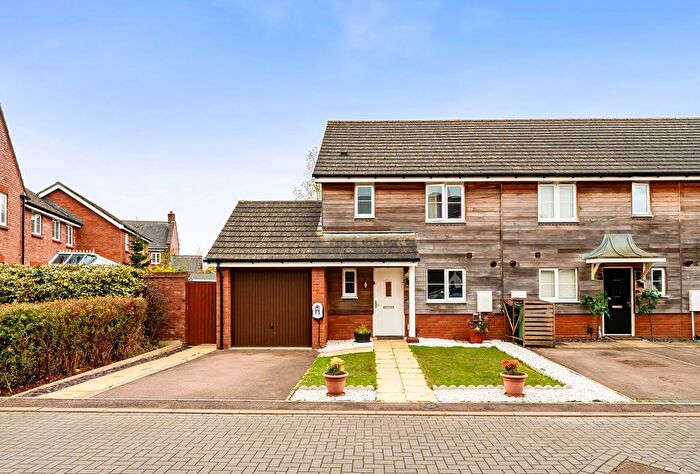 3 Bedroom Semi Detached House For Sale In Cowslip Drive, Bishops Cleeve, Cheltenham, Gloucestershire, GL52
