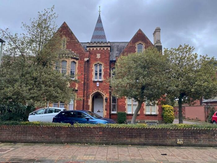 1 Bedroom Apartment To Rent In Flat Underwood House, Rothsay Gardens, MK40