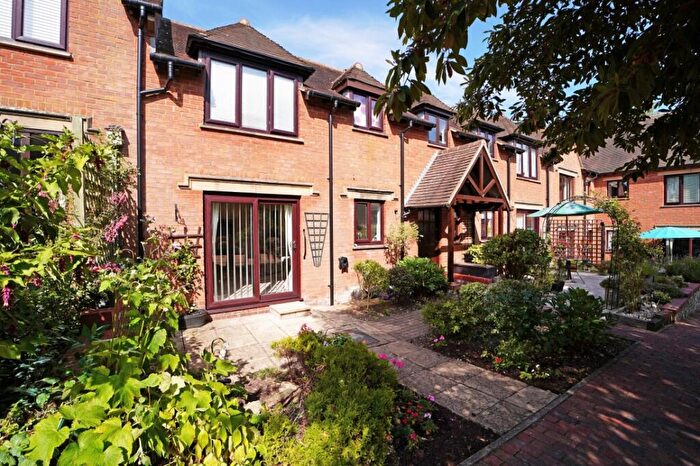 1 Bedroom Flat For Sale In Parsonage Court, Cherry Orchard, Highworth, Swindon, SN6