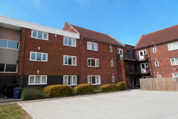1 Bedroom Flat To Rent In Kirkley Lodge Park Avenue, Gosforth, Newcastle Upon Tyne, NE3