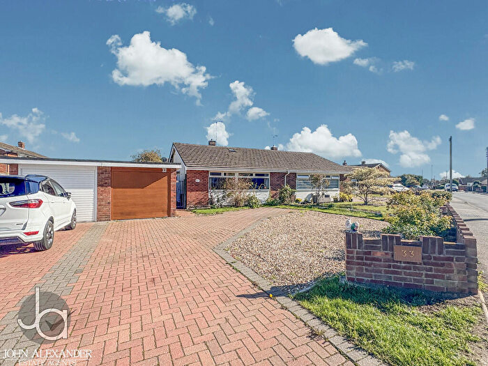 2 Bedroom Semi-Detached Bungalow For Sale In Green Lane, Tiptree, CO5