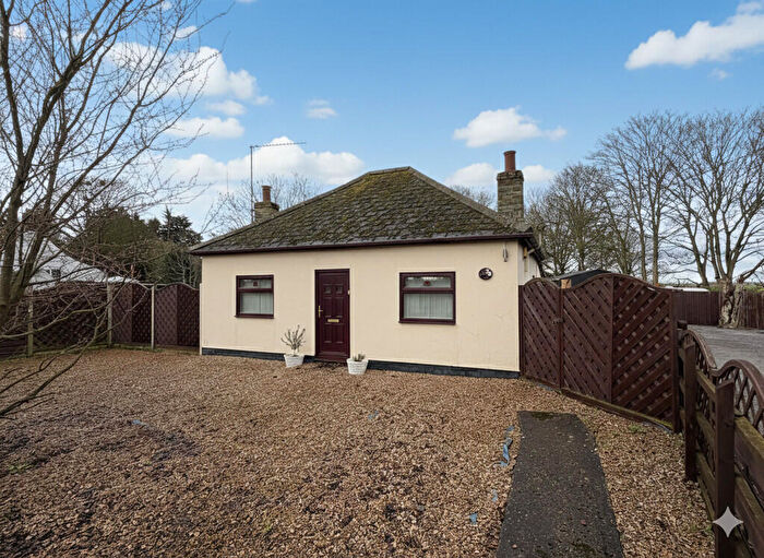 2 Bedroom Detached Bungalow For Sale In Lynn Road, Tottenhill, PE33