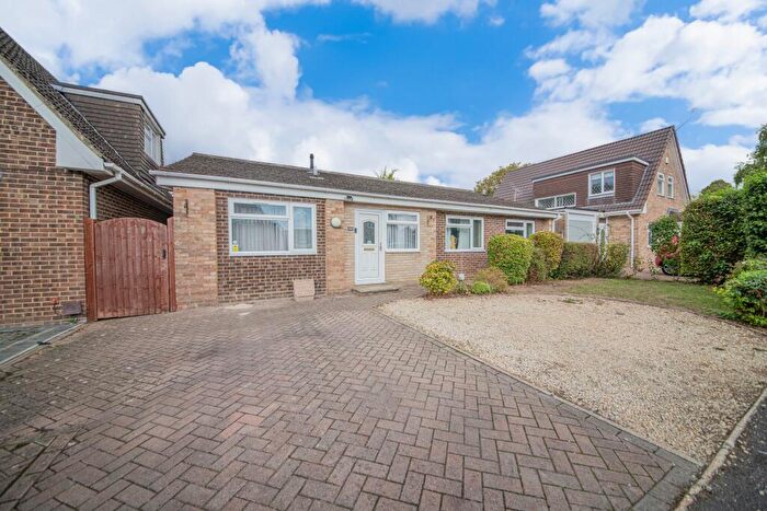 4 Bedroom Detached Bungalow For Sale In Oakgrove Gardens, Bishopstoke, Eastleigh, SO50