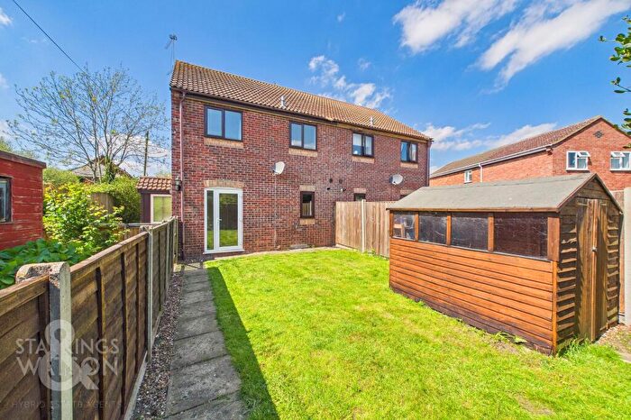 1 Bedroom Terraced House For Sale In Post Office Close, Lingwood, Norwich, NR13
