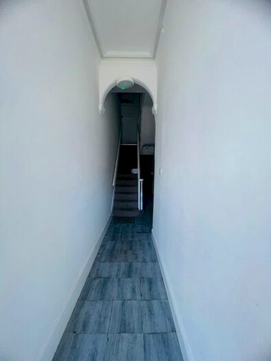 1 Bedroom Flat To Rent In Loughborough Road, Leicester, LE4