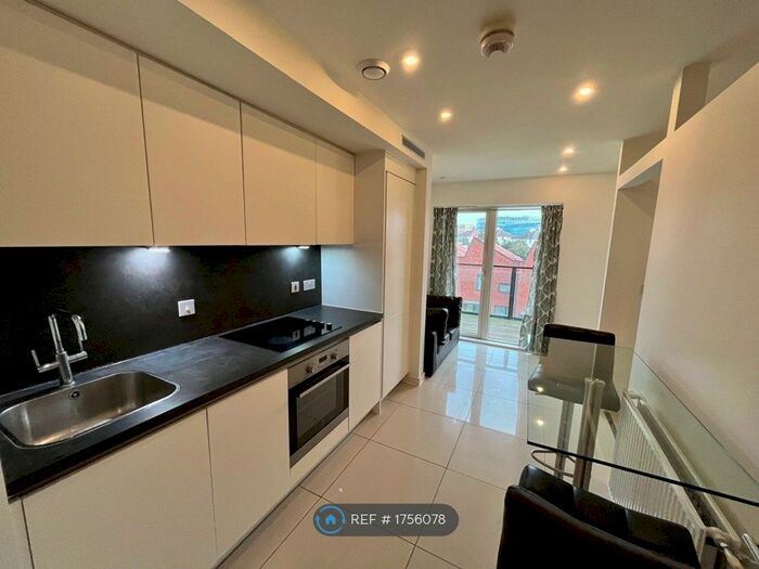 1 Bedroom Flat To Rent In Crested Court, London, NW9