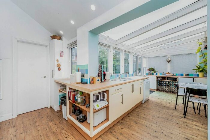 4 Bedroom Semi-Detached House For Sale In Salford Road, Aspley Guise, Milton Keynes, MK17