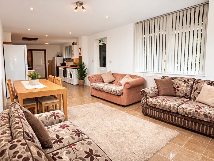 1 Bedroom Terraced House To Rent In Oak Tree Lane, Birmingham, B29