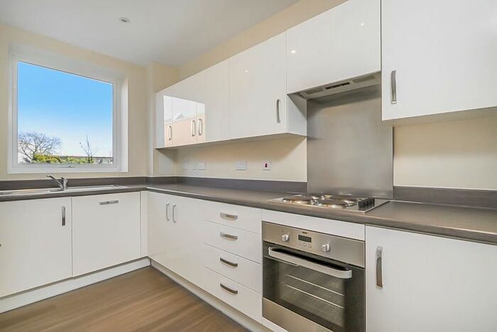 2 Bedroom Flat To Rent In Artisan Place, Harrow Weald, Harrow, HA3