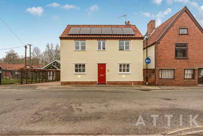 3 Bedroom Detached House For Sale In Chediston Street, Halesworth, IP19