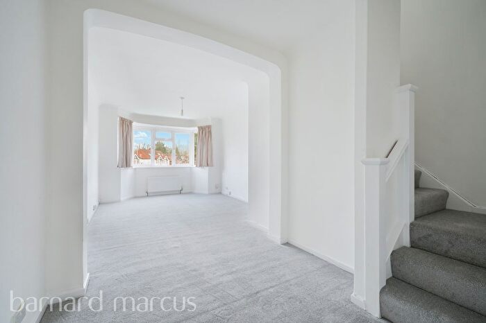 2 Bedroom Flat To Rent In Ditton Road, Surbiton, KT6