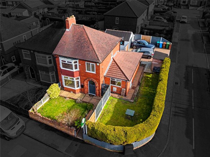 3 Bedroom Semi Detached House For Sale In Little Barn Lane, Mansfield, Nottinghamshire, NG18