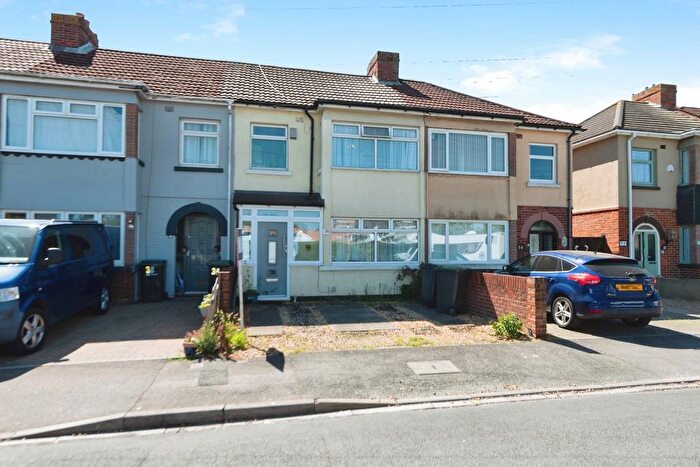 3 Bedroom Terraced House For Sale In Avery Lane, Gosport, Hampshire, PO12