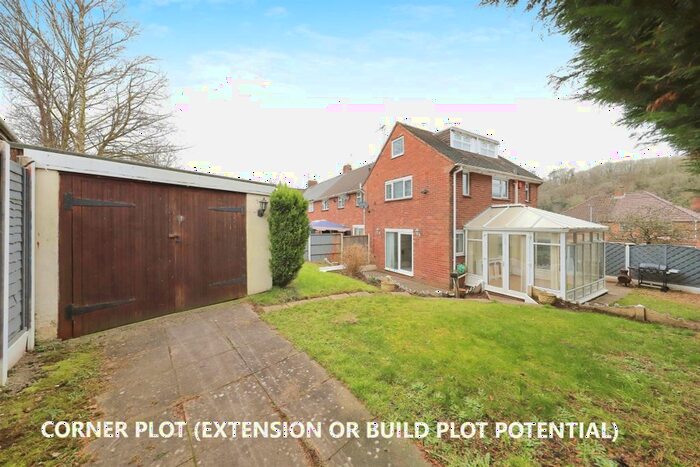3 Bedroom End Of Terrace House For Sale In Bull Lane, Wombourne, Wolverhampton, WV5