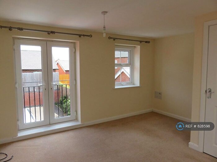 2 Bedroom Detached House To Rent In Croydon Close, Church Gresley, Swadlincote, DE11