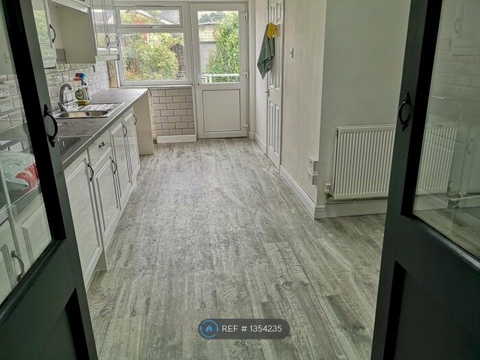 3 Bedroom Terraced House To Rent In Bridgend Road, Aberkenfig, Bridgend, CF32