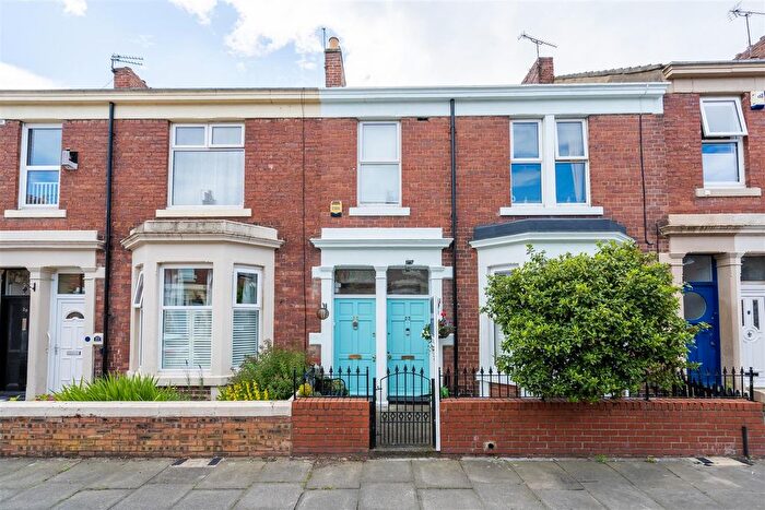 2 Bedroom Flat For Sale In Donkin Terrace, North Shields, NE30