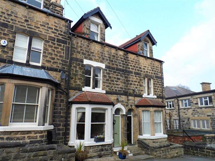 4 Bedroom Terraced House To Rent In Valley Road, Harrogate, HG2