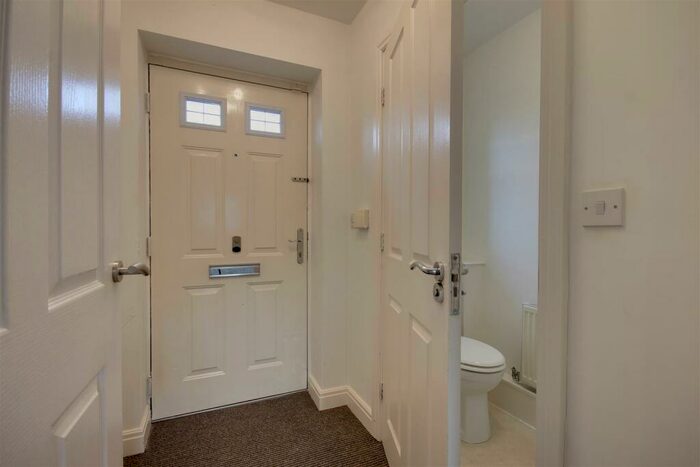 3 Bedroom Terraced House For Sale In Claytons Fold, Gilberdyke, HU15