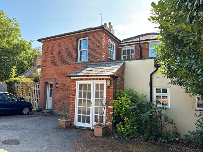 2 Bedroom Flat To Rent In Englefield Lodge, Middle Hill, Egham, Surrey, TW20