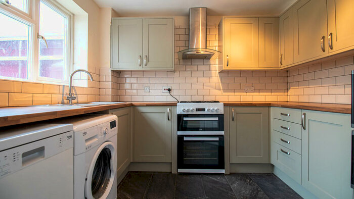 3 Bedroom Terraced House To Rent In Olive Grove, Swindon, SN25