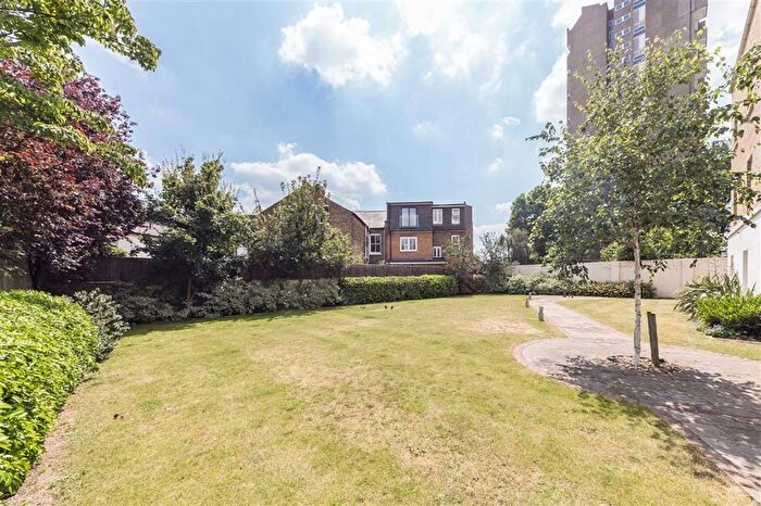 1 Bedroom Flat For Sale In Clapham Road, London, SW9